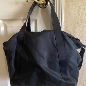 lululemon Carry The Day Tote bag